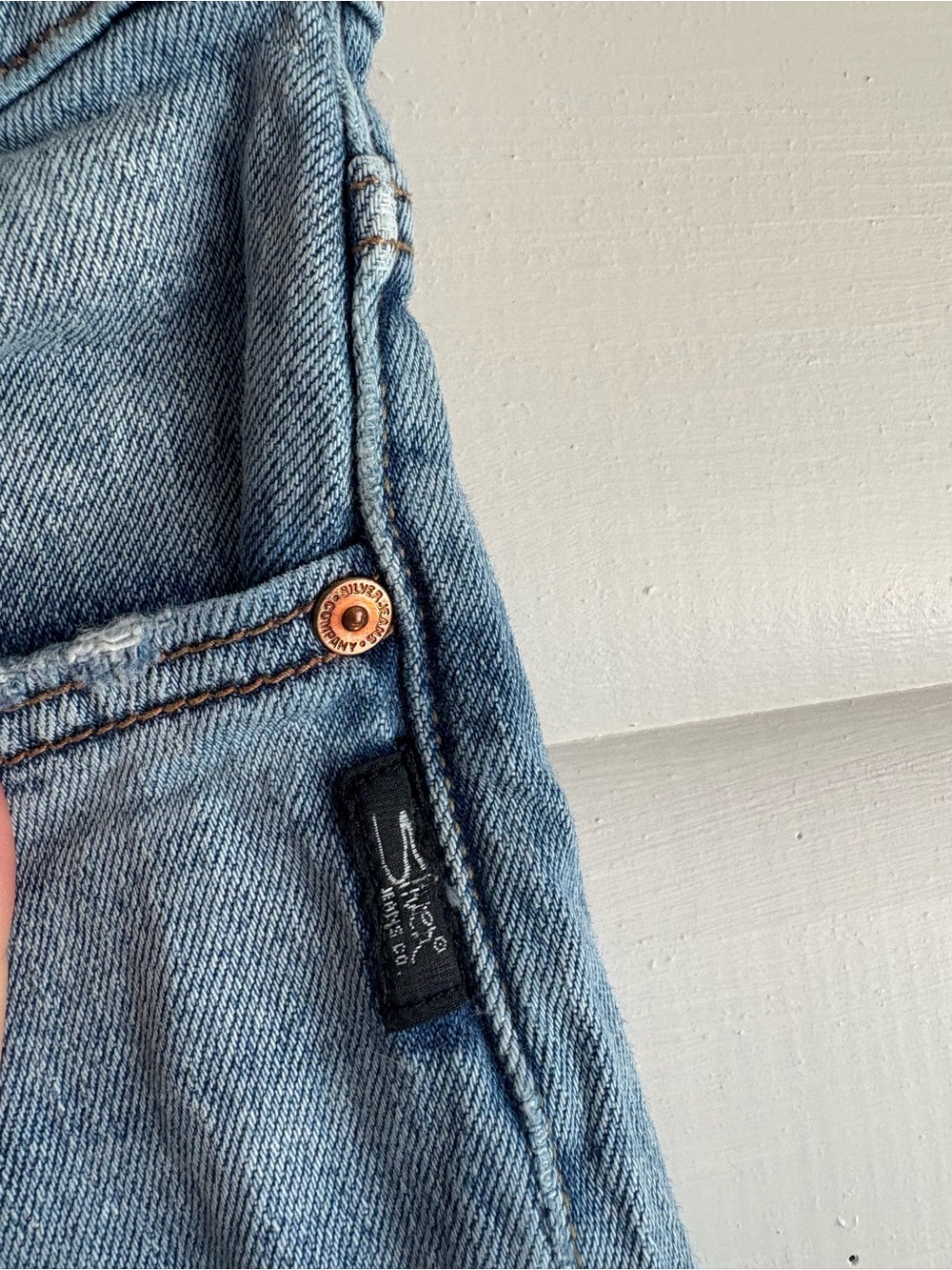 Silver Jeans Co. 90’s Boyfriend Jeans Light Wash W27 L27 - Picture 6 of 9